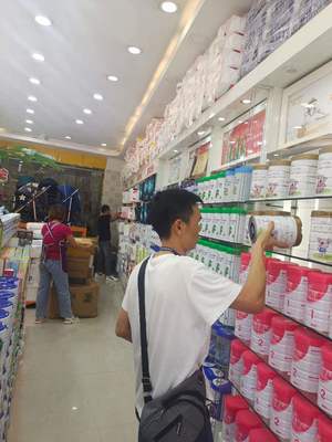 守護健康成長，鎮寧江龍市場監管分局開展嬰幼兒配方奶粉專項檢查